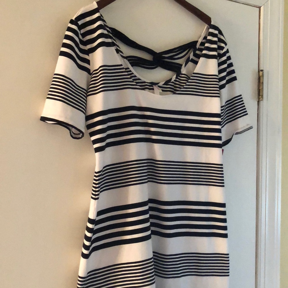 Xhilaration black and white dress